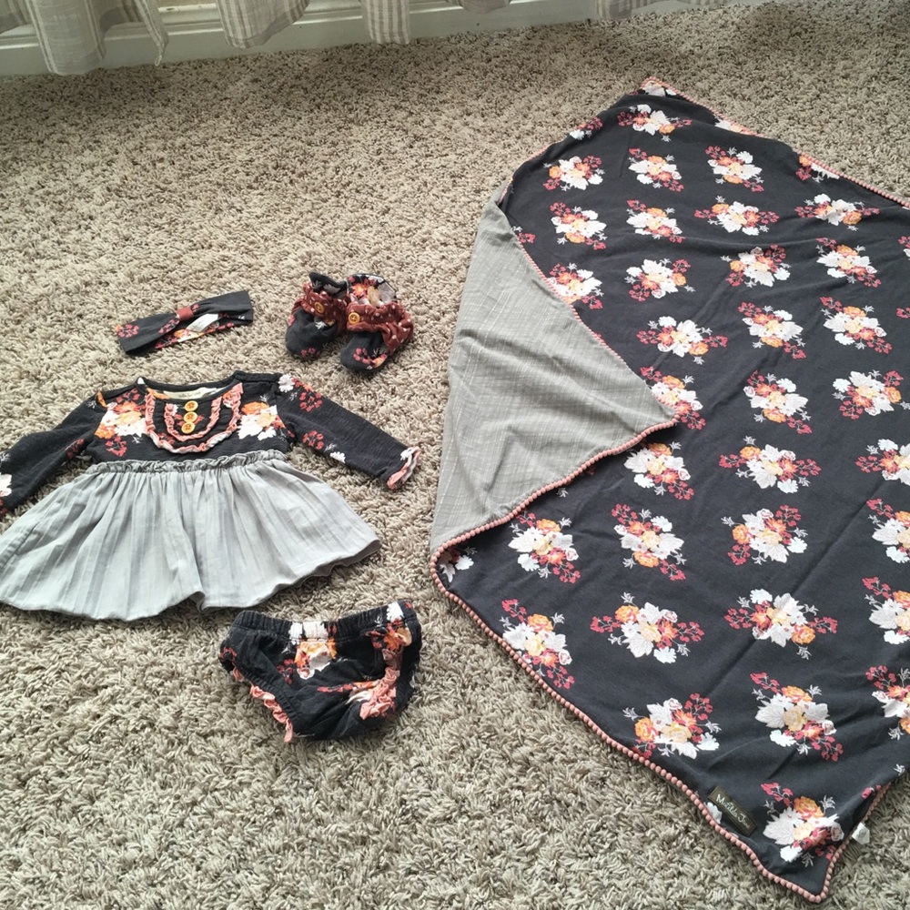 Matilda Jane 0 to 3 month dress & blanket set
